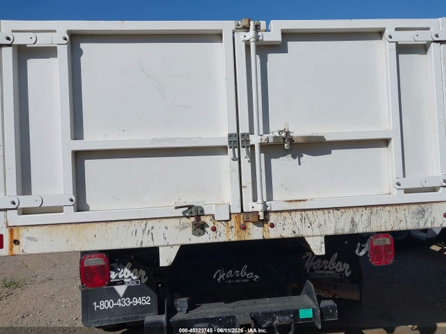 Ford F-550 Chassis Xl 2019 1FDUF5GT1KEE93704 Image 8