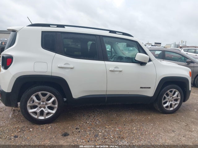 Продаж на аукціоні авто 2016 Jeep Renegade Latitude, vin: ZACCJABTXGPE17752, номер лоту: 45323751