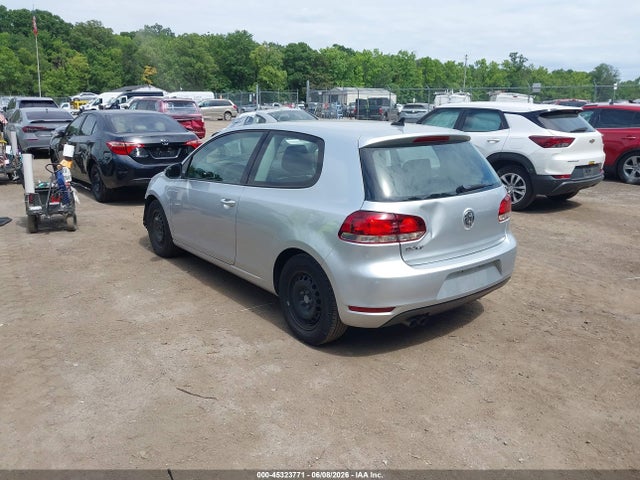Продаж на аукціоні авто 2013 Volkswagen Golf 2.5l 2-door, vin: WVWBB7AJ7DW121047, номер лоту: 45323771