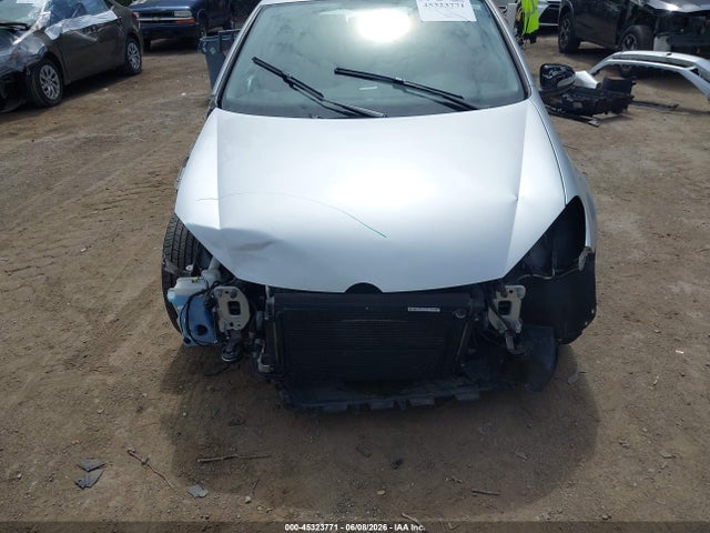 Продаж на аукціоні авто 2013 Volkswagen Golf 2.5l 2-door, vin: WVWBB7AJ7DW121047, номер лоту: 45323771