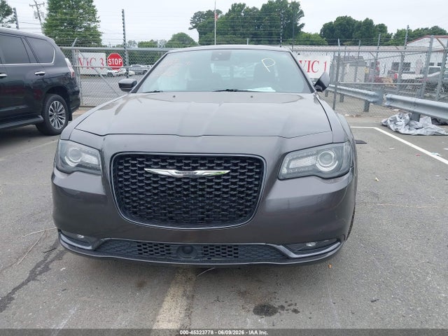 45323778 :رقم المزاد ، 2C3CCABG3FH786874 vin ، 2015 Chrysler 300 300s مزاد بيع