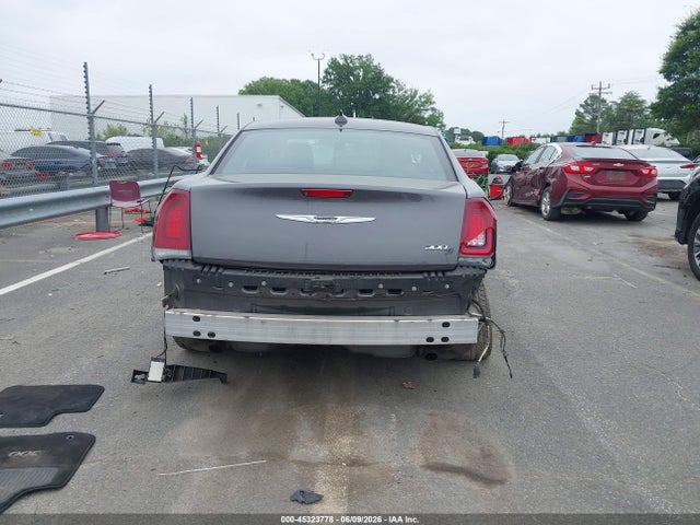 45323778 :رقم المزاد ، 2C3CCABG3FH786874 vin ، 2015 Chrysler 300 300s مزاد بيع