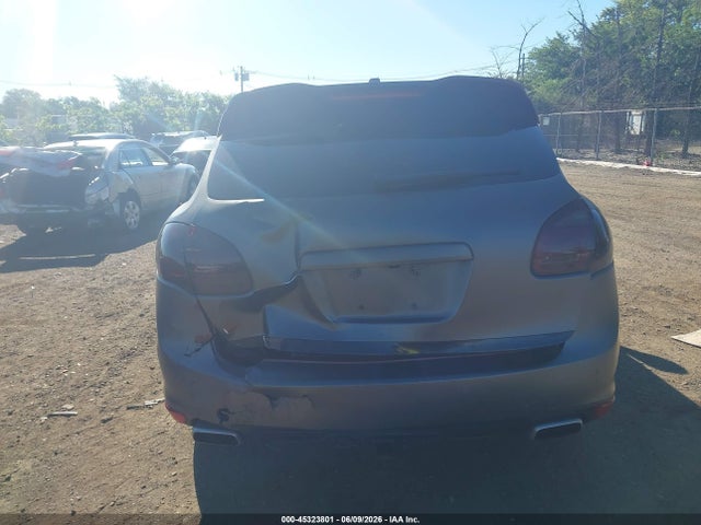 45323801 :رقم المزاد ، WP1AB2A22DLA80513 vin ، 2013 Porsche Cayenne S مزاد بيع