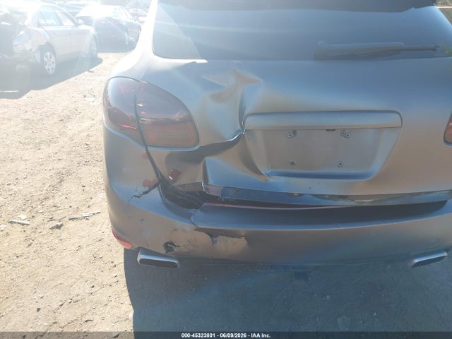 45323801 :رقم المزاد ، WP1AB2A22DLA80513 vin ، 2013 Porsche Cayenne S مزاد بيع