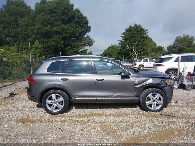 Aukcja sprzedaży 2013 Volkswagen Touareg Tdi Lux, vin: WVGEP9BP0DD006651, numer aukcji: 45323805