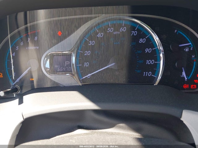 45323812 :رقم المزاد ، 5TDDK3DC1ES084352 vin ، 2014 Toyota Sienna Xle 7 Passenger مزاد بيع