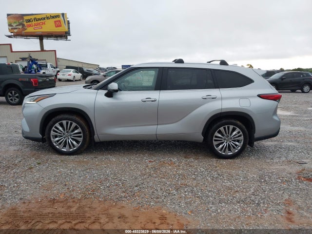 Toyota Highlander Platinum 2022 5TDFZRBH6NS199129 Image 14