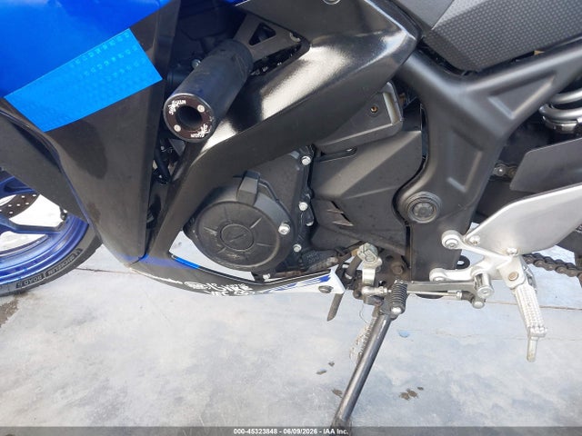 Продажа на аукционе авто 2016 Yamaha Yzfr3, vin: MH3RH06Y2GK011434, номер лота: 45323848