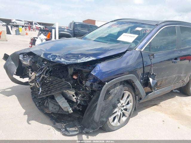 Продажа на аукционе авто 2024 Toyota Rav4 Xle Premium, vin: 2T3C1RFV8RW302985, номер лота: 45323860