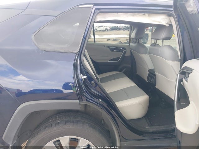 Продажа на аукционе авто 2024 Toyota Rav4 Xle Premium, vin: 2T3C1RFV8RW302985, номер лота: 45323860