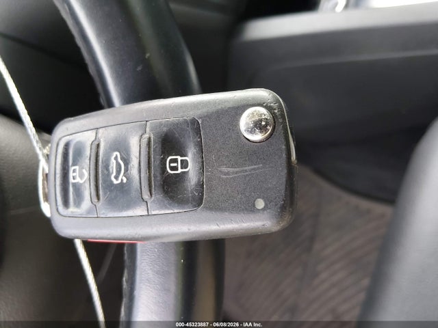 Продажа на аукционе авто 2013 Volkswagen Jetta 2.5l Sel, vin: 3VWLP7AJ1DM360063, номер лота: 45323887