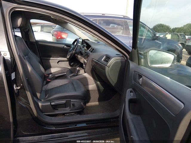 Продажа на аукционе авто 2013 Volkswagen Jetta 2.5l Sel, vin: 3VWLP7AJ1DM360063, номер лота: 45323887