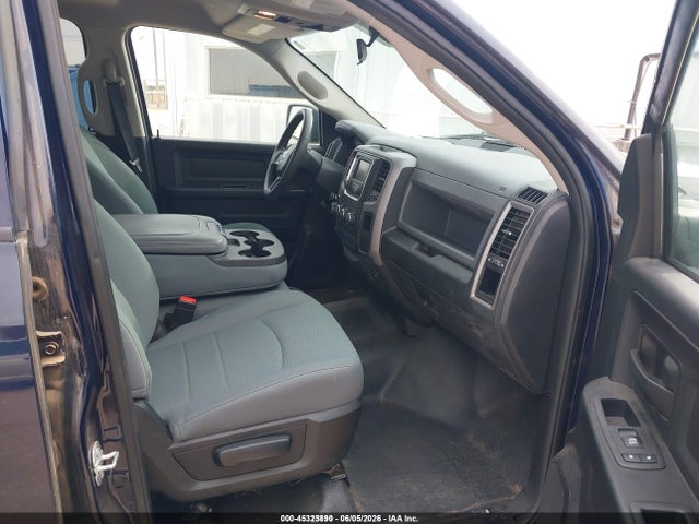 45323890 :رقم المزاد ، 1C6RR6KG3HS824799 vin ، 2017 Ram 1500 Tradesman  4x2 5'7 Box مزاد بيع