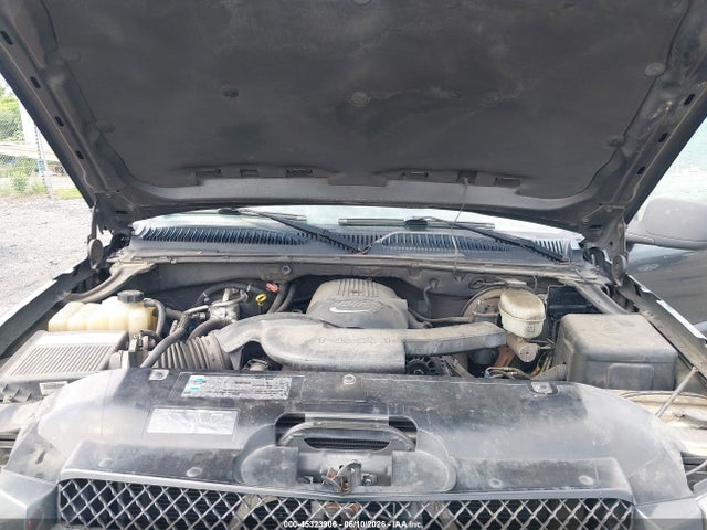 45323906 :رقم المزاد ، 3GNEK13T83G101354 vin ، 2003 Chevrolet Avalanche 1500 مزاد بيع
