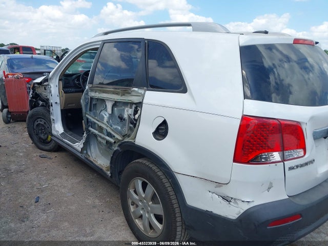 45323939 :رقم المزاد ، 5XYKT4A13BG109936 vin ، 2011 Kia Sorento Lx مزاد بيع