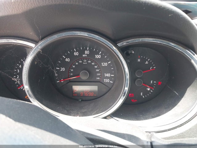 45323939 :رقم المزاد ، 5XYKT4A13BG109936 vin ، 2011 Kia Sorento Lx مزاد بيع
