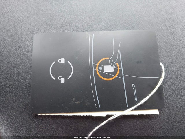Tesla Model 3 Long Range/mid Range 2018 5YJ3E1EA2JF158221 Image 10