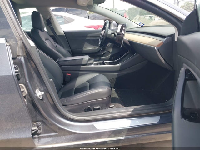 Tesla Model 3 Long Range/mid Range 2018 5YJ3E1EA2JF158221 Image 5