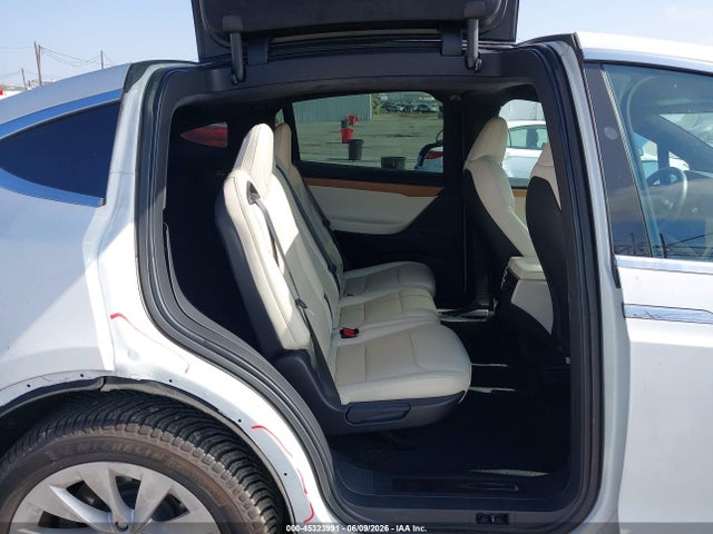 45323991 :رقم المزاد ، 5YJXCDE27LF297135 vin ، 2020 Tesla Model X Long Range Dual Motor All-wheel Drive/long Range Plus Dual Motor All-wheel Drive مزاد بيع