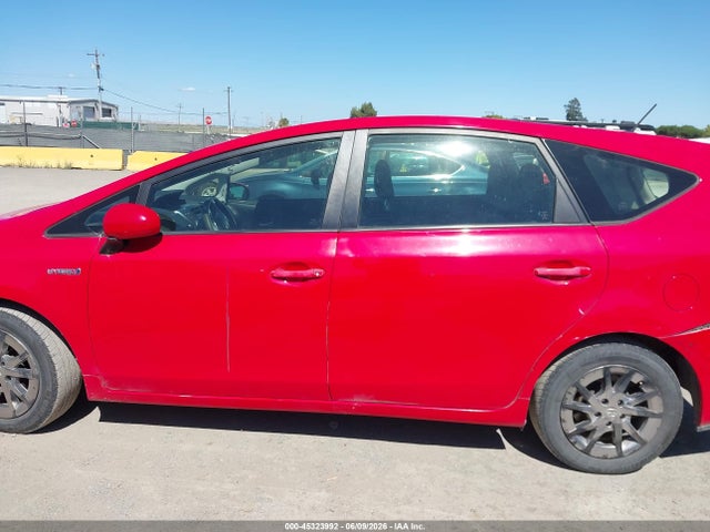 Toyota Prius V Three 2015 JTDZN3EU0FJ030480 Image 14
