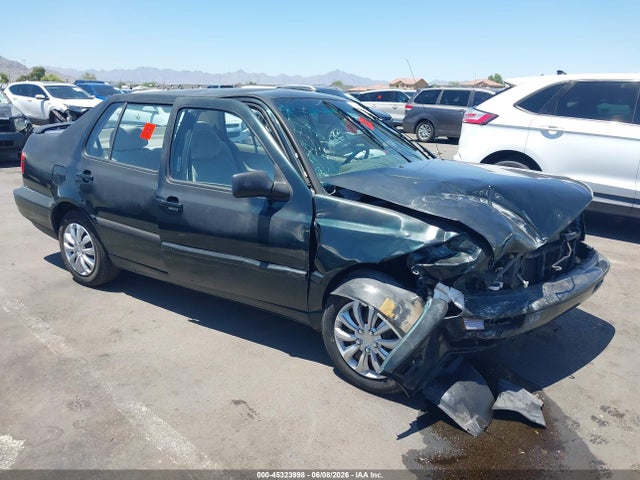 45323998 :رقم المزاد ، 3VWRA81H7WM120632 vin ، 1998 Volkswagen Jetta Gl مزاد بيع