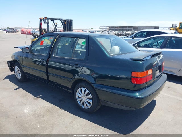Продаж на аукціоні авто 1998 Volkswagen Jetta Gl, vin: 3VWRA81H7WM120632, номер лоту: 45323998