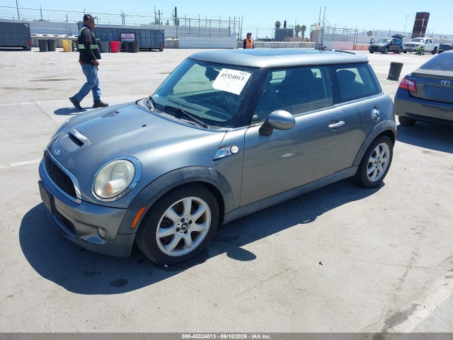 2009 Mini Cooper S მანქანა იყიდება აუქციონზე, vin: WMWMF73549TW83412, აუქციონის ნომერი: 45324013