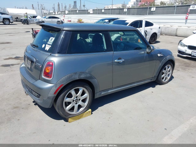 2009 Mini Cooper S მანქანა იყიდება აუქციონზე, vin: WMWMF73549TW83412, აუქციონის ნომერი: 45324013