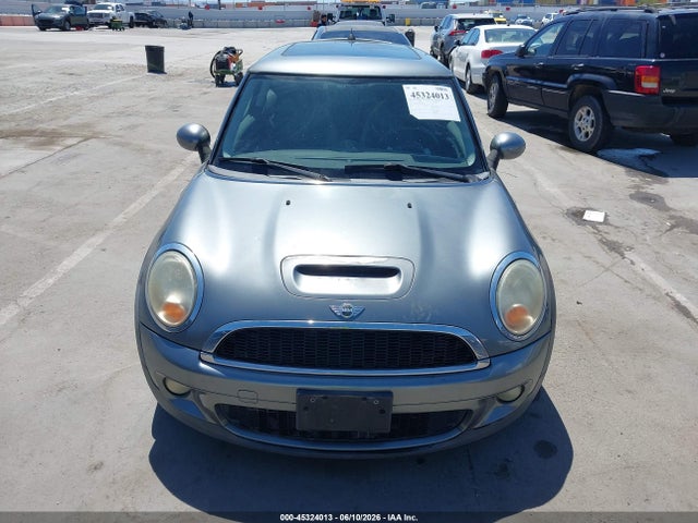 2009 Mini Cooper S მანქანა იყიდება აუქციონზე, vin: WMWMF73549TW83412, აუქციონის ნომერი: 45324013