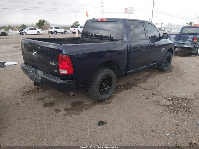 1C6RR7KG2JS294207 RAM 1500 Tradesman 4x4 5&#039;7 Box