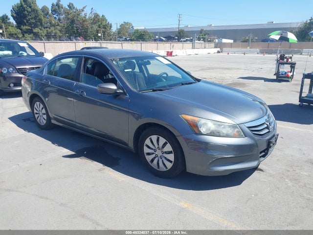 45324037 :رقم المزاد ، 1HGCP2F33BA080396 vin ، 2011 Honda Accord 2.4 Lx مزاد بيع