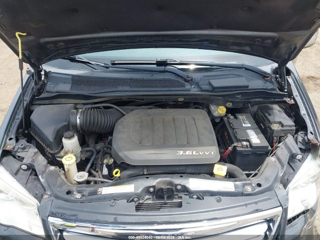Aukcja sprzedaży 2011 Chrysler Town & Country Limited, vin: 2A4RR6DG1BR683868, numer aukcji: 45324040