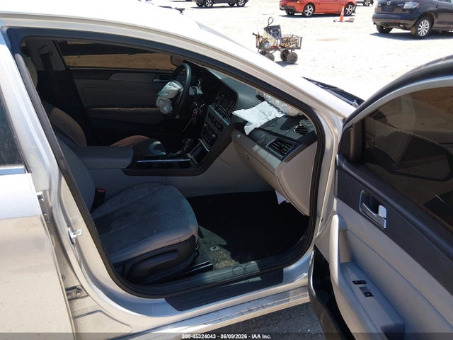 45324043 :رقم المزاد ، 5NPE24AF0FH171420 vin ، 2015 Hyundai Sonata Se مزاد بيع
