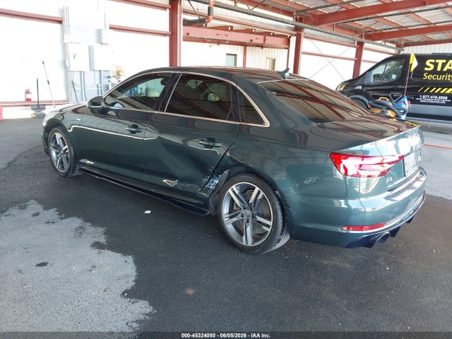 45324050 :رقم المزاد ، WAUENAF43HA162389 vin ، 2017 Audi A4 2.0t Premium مزاد بيع