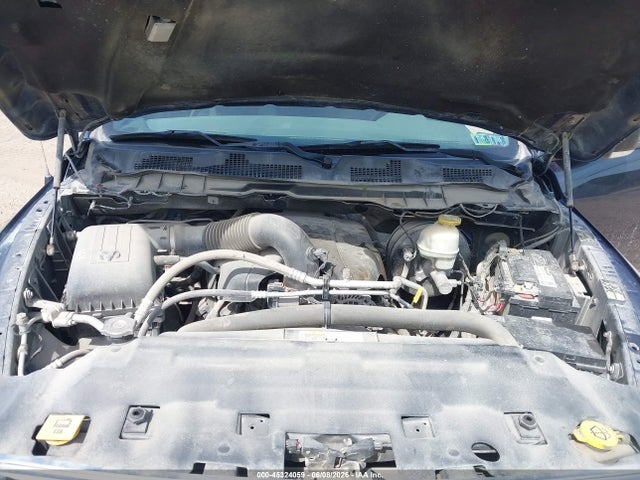45324059 :رقم المزاد ، 1C6RR7TT7HS584318 vin ، 2017 Ram 1500 مزاد بيع
