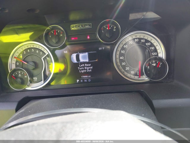 45324059 :رقم المزاد ، 1C6RR7TT7HS584318 vin ، 2017 Ram 1500 مزاد بيع