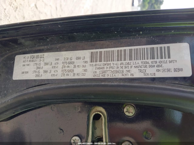 45324059 :رقم المزاد ، 1C6RR7TT7HS584318 vin ، 2017 Ram 1500 مزاد بيع