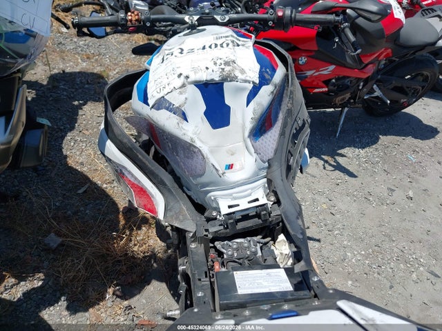 BMW M 1000 R 2023 WB10E8301P6H34214 Image 13