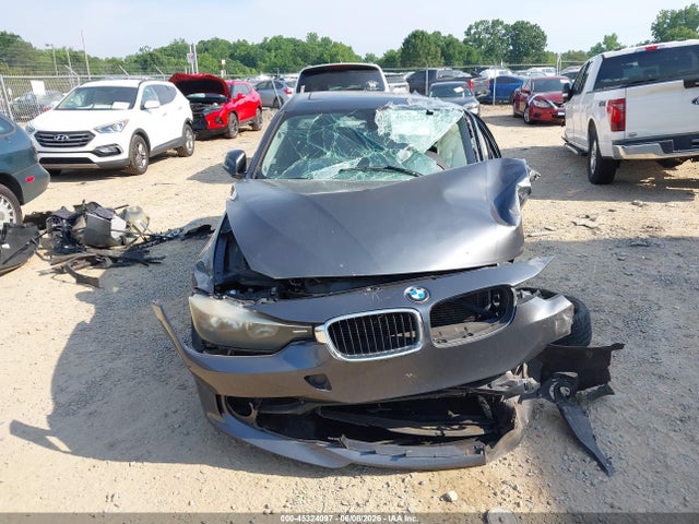 Aukcja sprzedaży 2014 Bmw 320i, vin: WBA3B1G56ENS79427, numer aukcji: 45324097