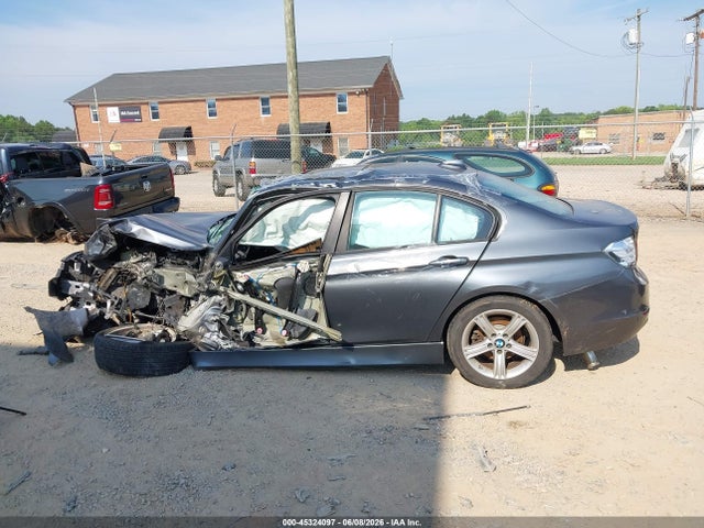 Aukcja sprzedaży 2014 Bmw 320i, vin: WBA3B1G56ENS79427, numer aukcji: 45324097