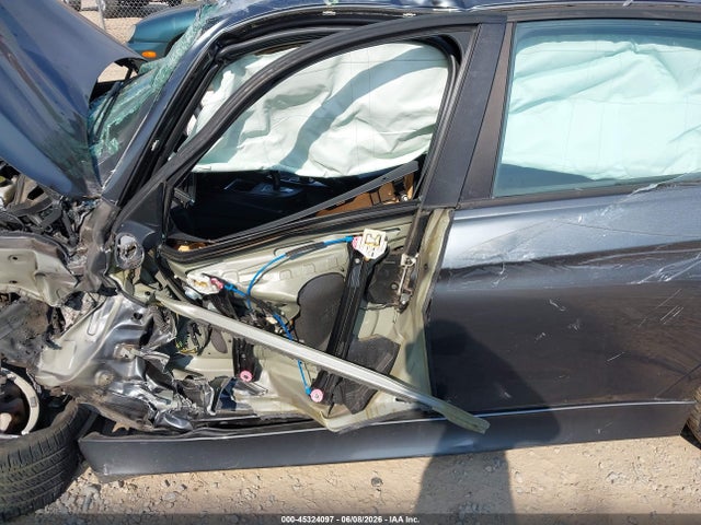 Aukcja sprzedaży 2014 Bmw 320i, vin: WBA3B1G56ENS79427, numer aukcji: 45324097
