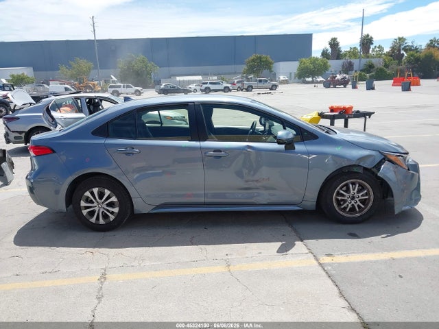 2022 Toyota Corolla Hybrid Le მანქანა იყიდება აუქციონზე, vin: JTDEAMDE3N3000466, აუქციონის ნომერი: 45324100