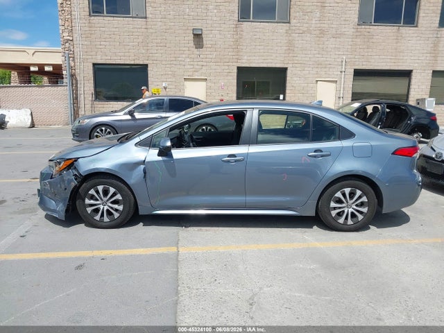 2022 Toyota Corolla Hybrid Le მანქანა იყიდება აუქციონზე, vin: JTDEAMDE3N3000466, აუქციონის ნომერი: 45324100