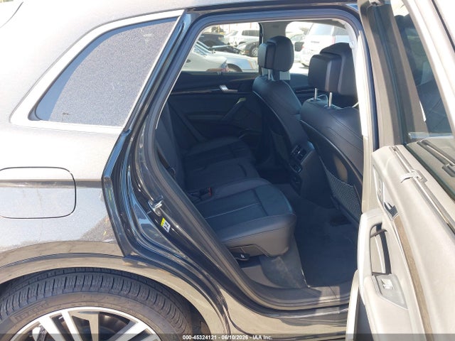 WA1E2AFY5L2105350 Audi Q5 Premium Plus 55 Tfsi E Quattro S Tronic