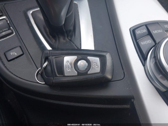 2014 Bmw 328d Xdrive მანქანა იყიდება აუქციონზე, vin: WBA3K5C59EK300088, აუქციონის ნომერი: 45324141