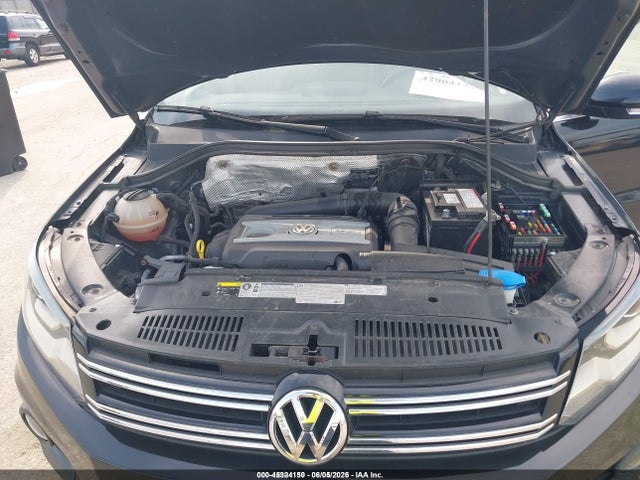 Продажа на аукционе авто 2016 Volkswagen Tiguan Se, vin: WVGAV7AXXGW509512, номер лота: 45324150
