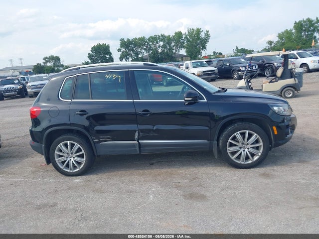 Продажа на аукционе авто 2016 Volkswagen Tiguan Se, vin: WVGAV7AXXGW509512, номер лота: 45324150