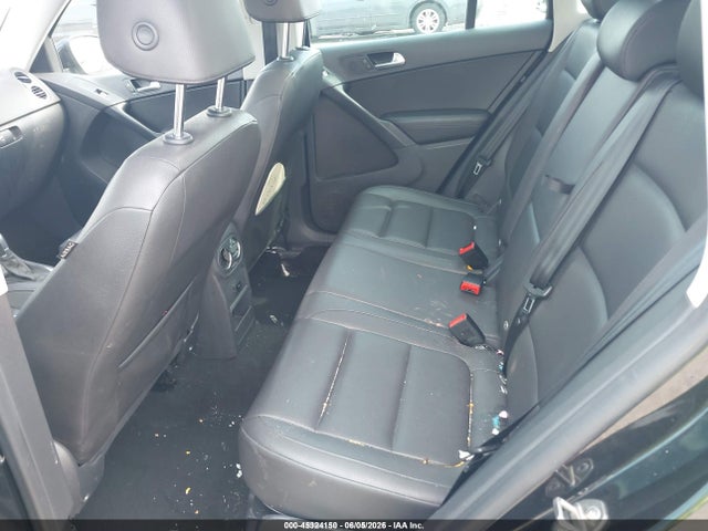 Продажа на аукционе авто 2016 Volkswagen Tiguan Se, vin: WVGAV7AXXGW509512, номер лота: 45324150