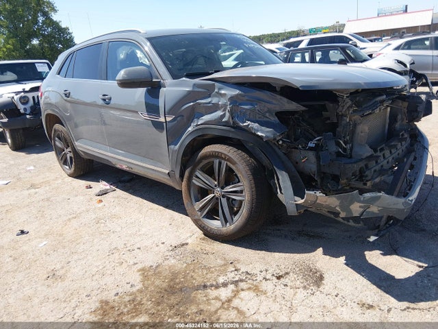 45324152 :رقم المزاد ، 1V2PE2CA8MC208131 vin ، 2021 Volkswagen Atlas Cross Sport 3.6l V6 Se W/technology R-line مزاد بيع