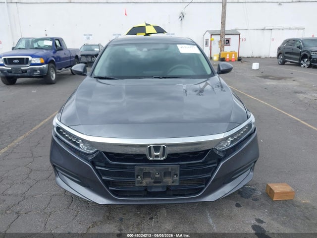 2018 Honda Accord Lx მანქანა იყიდება აუქციონზე, vin: 1HGCV1F19JA064412, აუქციონის ნომერი: 45324213